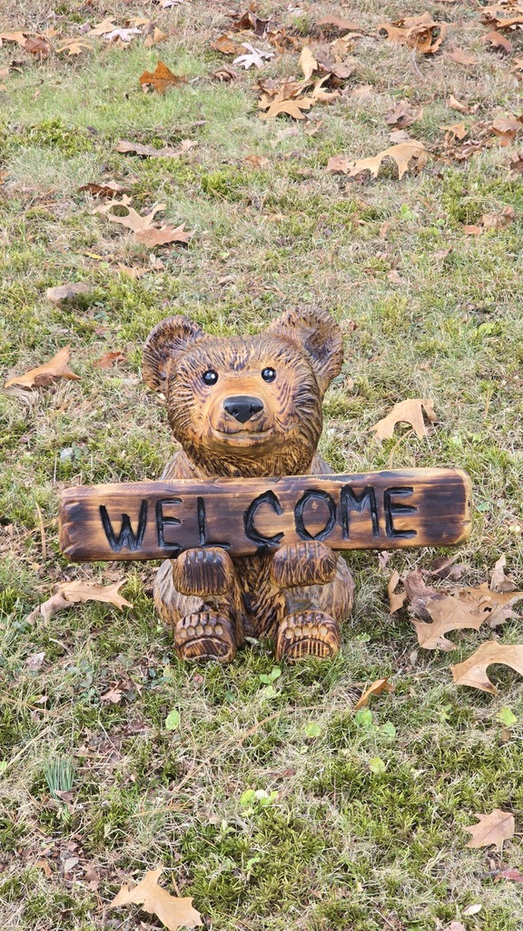 Welcome Sign Bear